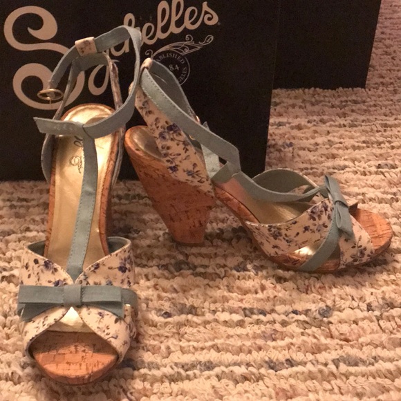 Seychelles size 10 sandals - Picture 2 of 2